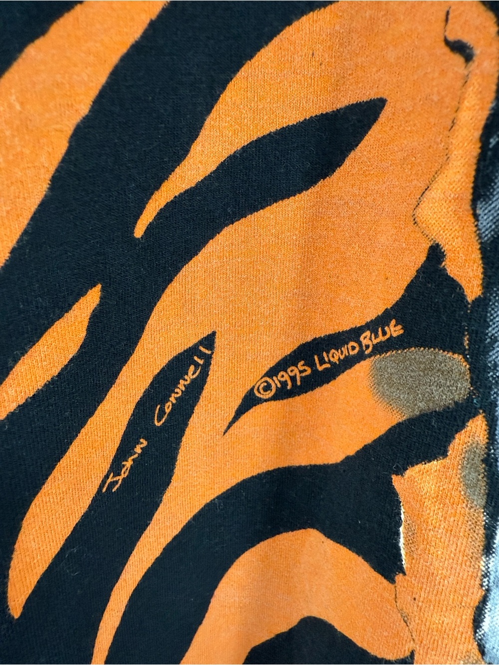 Rare Vintage Liquid Blue Black Tiger All Over Print 90’s 1995 Tee - Picture 3 of 6